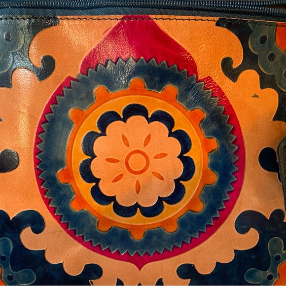 VIVID BY SUKRITI Navy Blue Floral Pattern 100% Genuine Leather Tote - Picture 4 of 11
